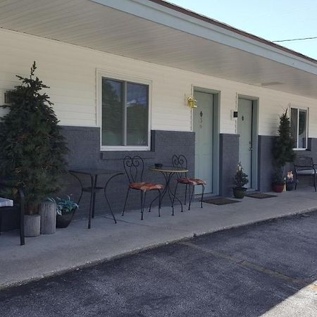 סיינט איגנס Bear Cove Inn מראה חיצוני תמונה